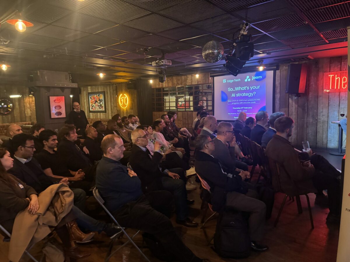 View of attendees at the jaam and edge tech AI event